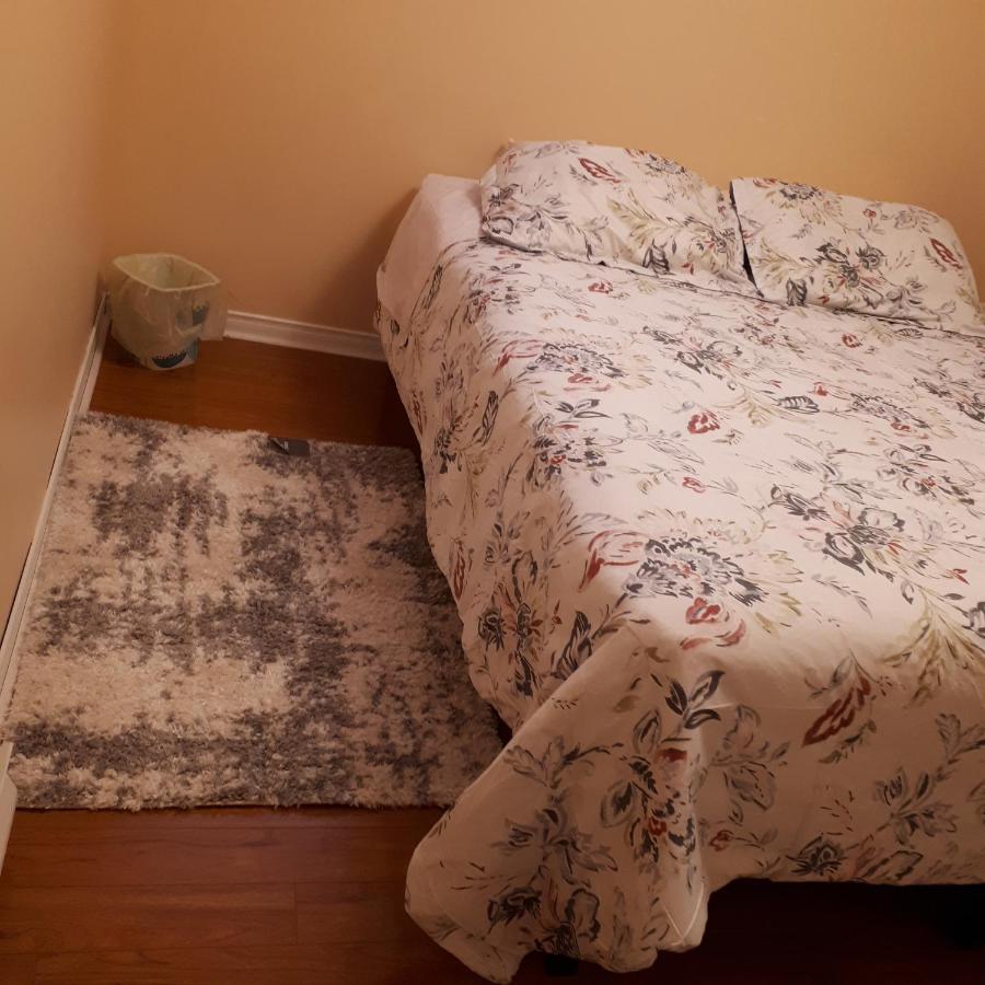 In Beacon Hill Guest house Ottawa